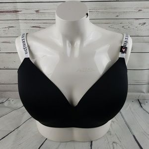 Victoria Secret wire free bra